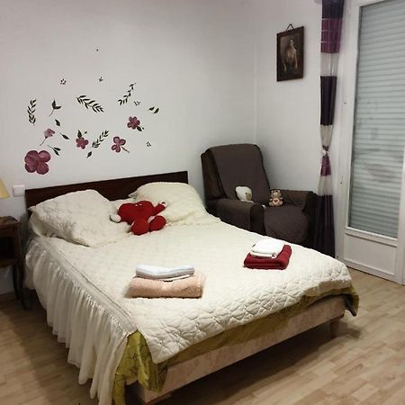 Chez Germaine Apartment Лурд Екстериор снимка