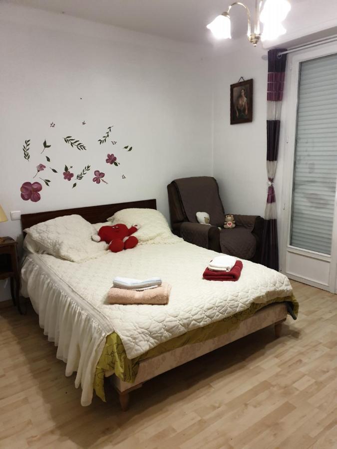 Chez Germaine Apartment Лурд Екстериор снимка